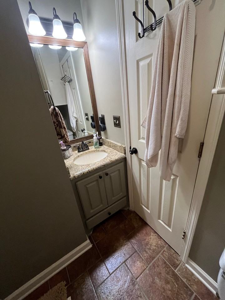 129 Chestnut Dr - Photo 6 of 19