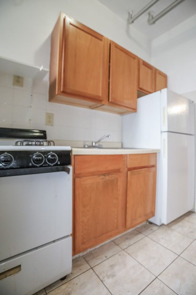 4449 N Damen Ave #G - Photo 7 of 9