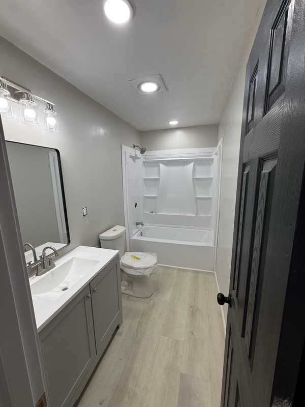 1602 Knapp Ave - Photo 2 of 7