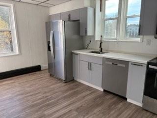 1119 Poplar St - Photo 3 of 10