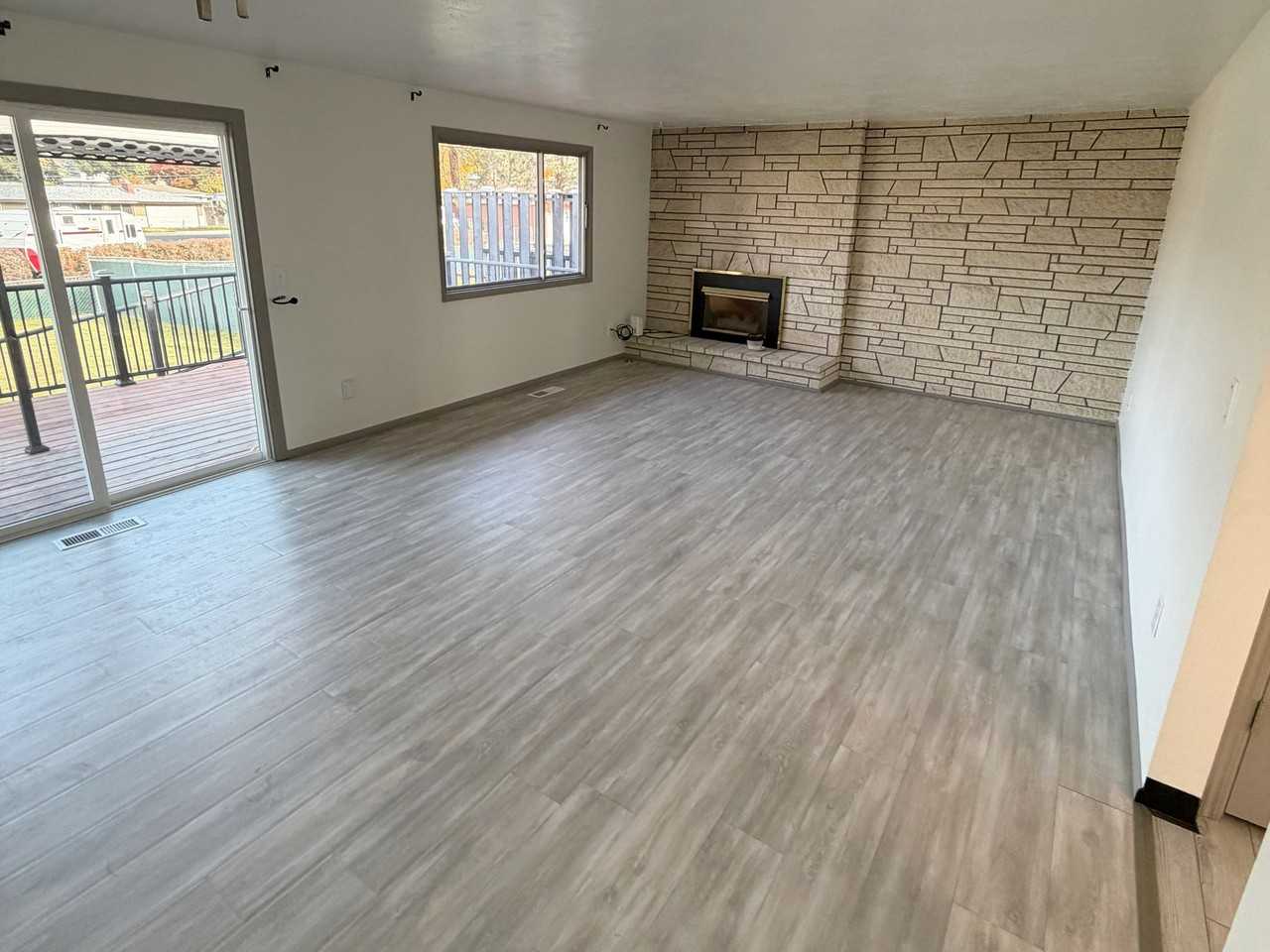 3506 W Francis Ave #3506 - Photo 2 of 13
