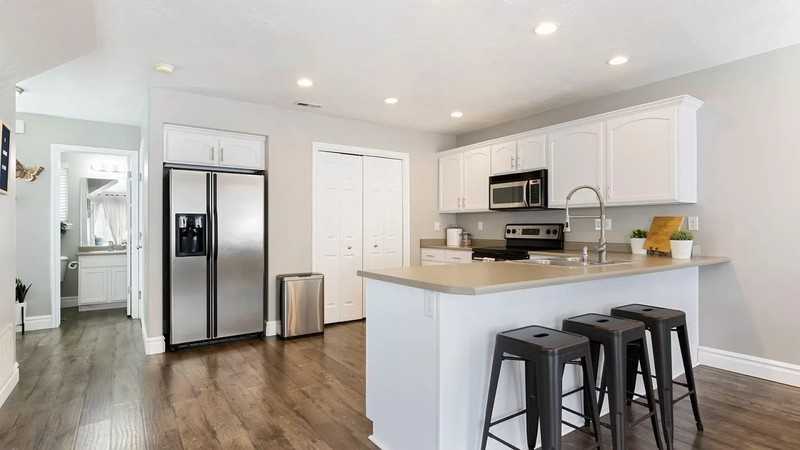 597 Sw #53 - Photo 4 of 16