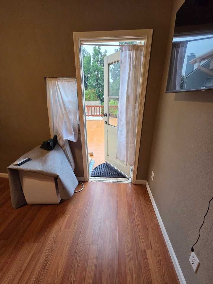 63 N Bliss Ave - Photo 3 of 11