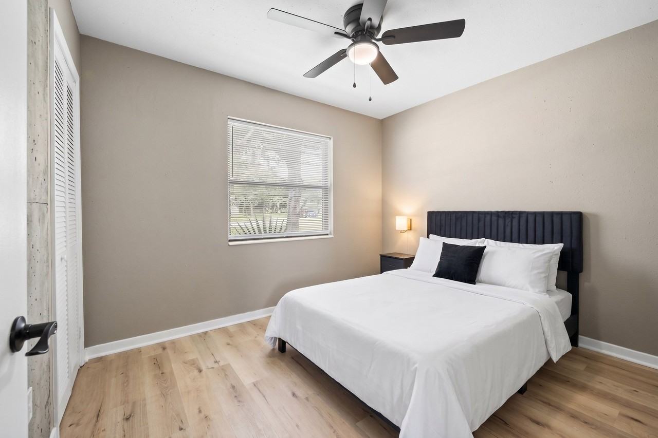 6721 Corday Ct - Photo 3 of 6