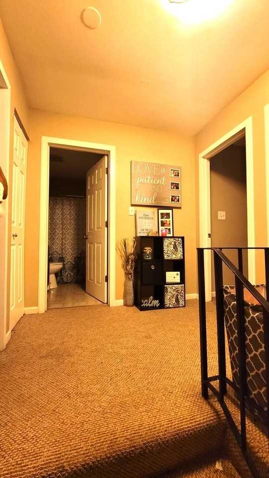2295 Windsor Ln - Photo 4 of 10