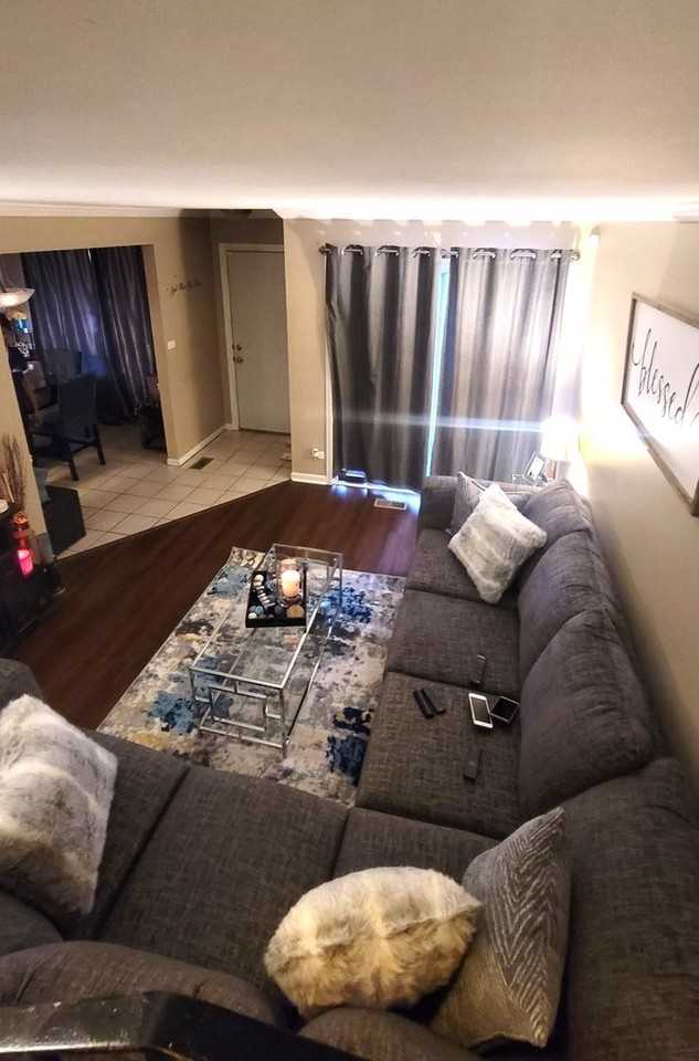 2295 Windsor Ln - Photo 7 of 10