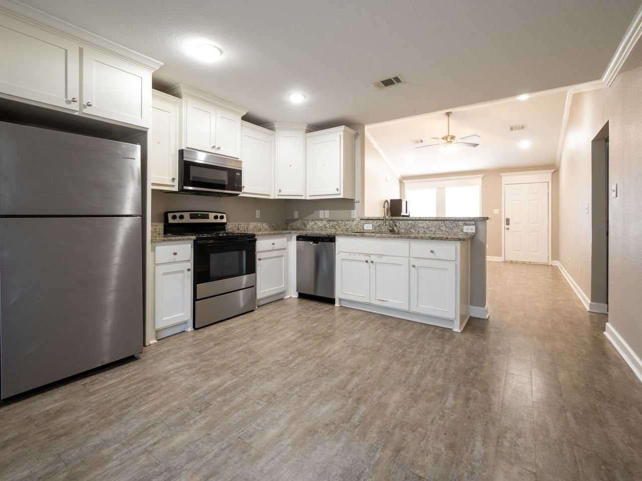 209 Sparrow Rd - Photo 3 of 18