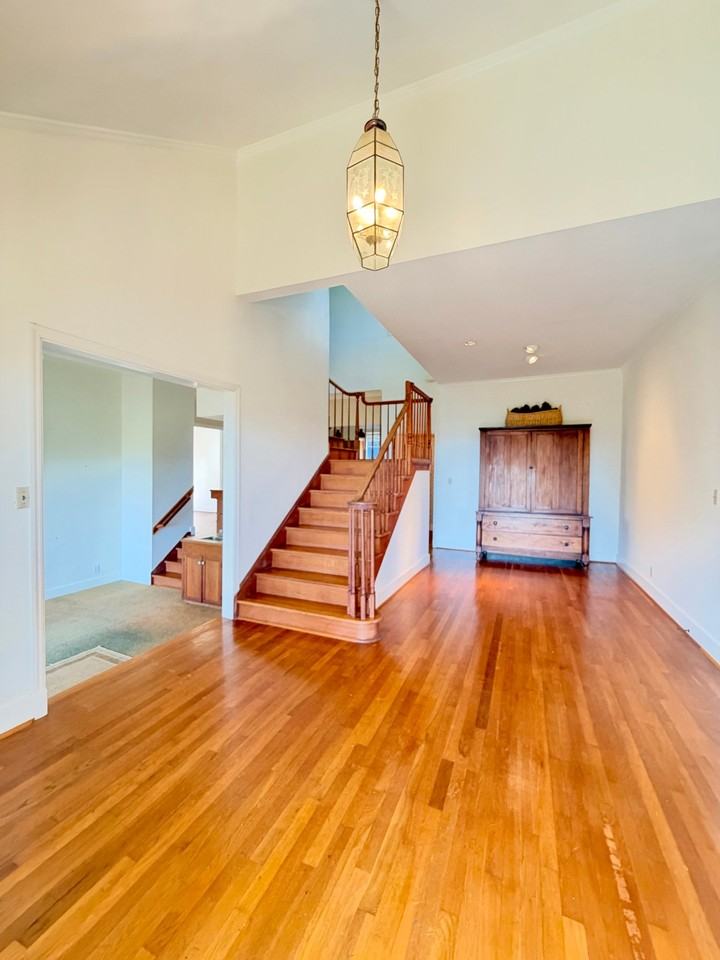 2454 Sonoma St - Photo 6 of 20