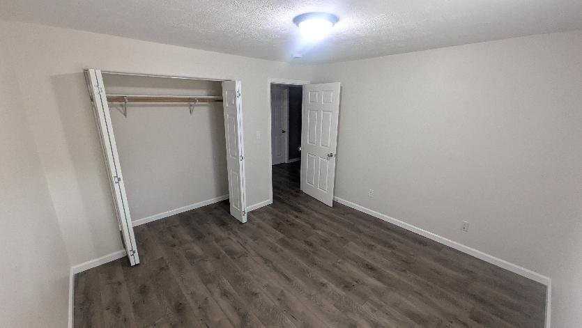 1612 4th Ave N - Photo 4 of 8