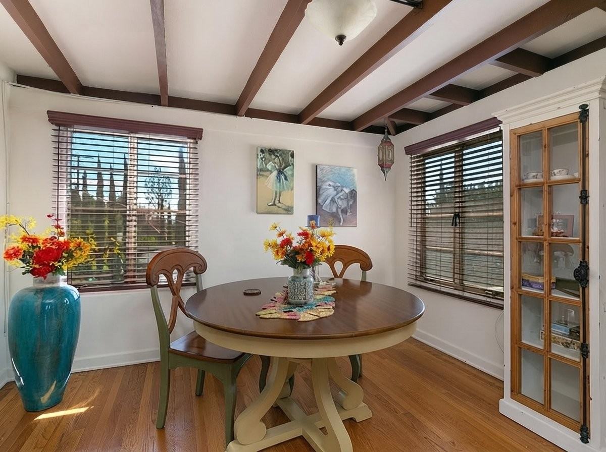 494 N Craig Ave #494 - Photo 2 of 7
