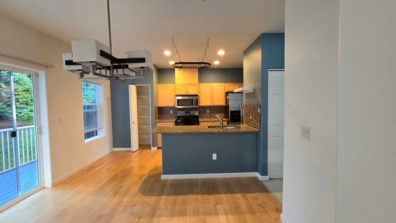 10727 Sw Canterbury Ln #101 - Photo 5 of 20