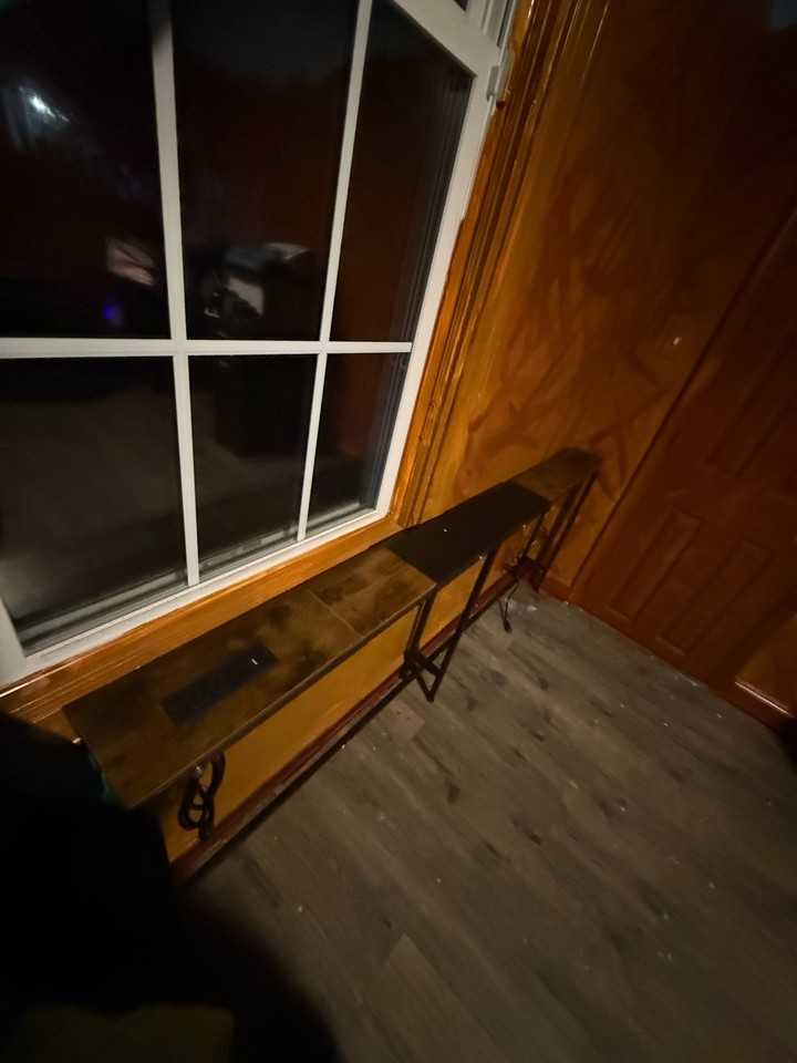 210 Pearl St - Photo 5 of 20