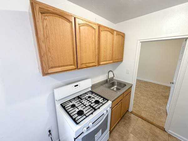 3816 Bailey Ave #4D - Photo 5 of 16