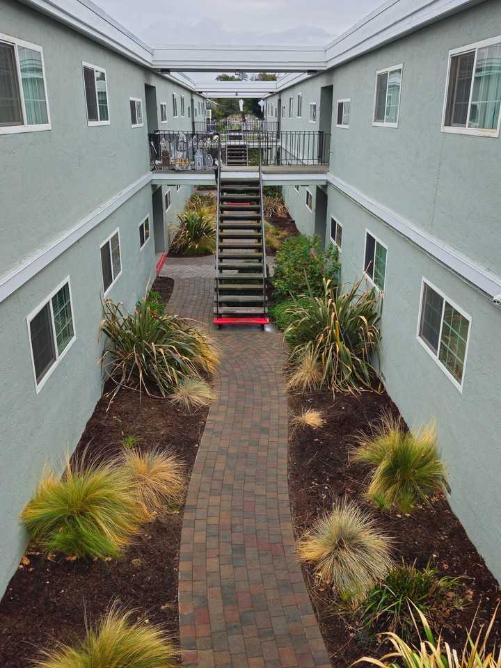 3819 East Ave #6 - Photo 7 of 9