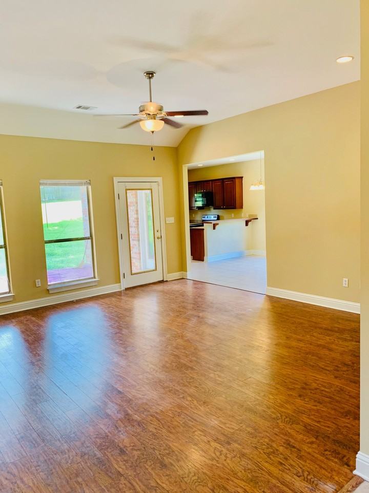 38 Travertine Dr - Photo 4 of 6