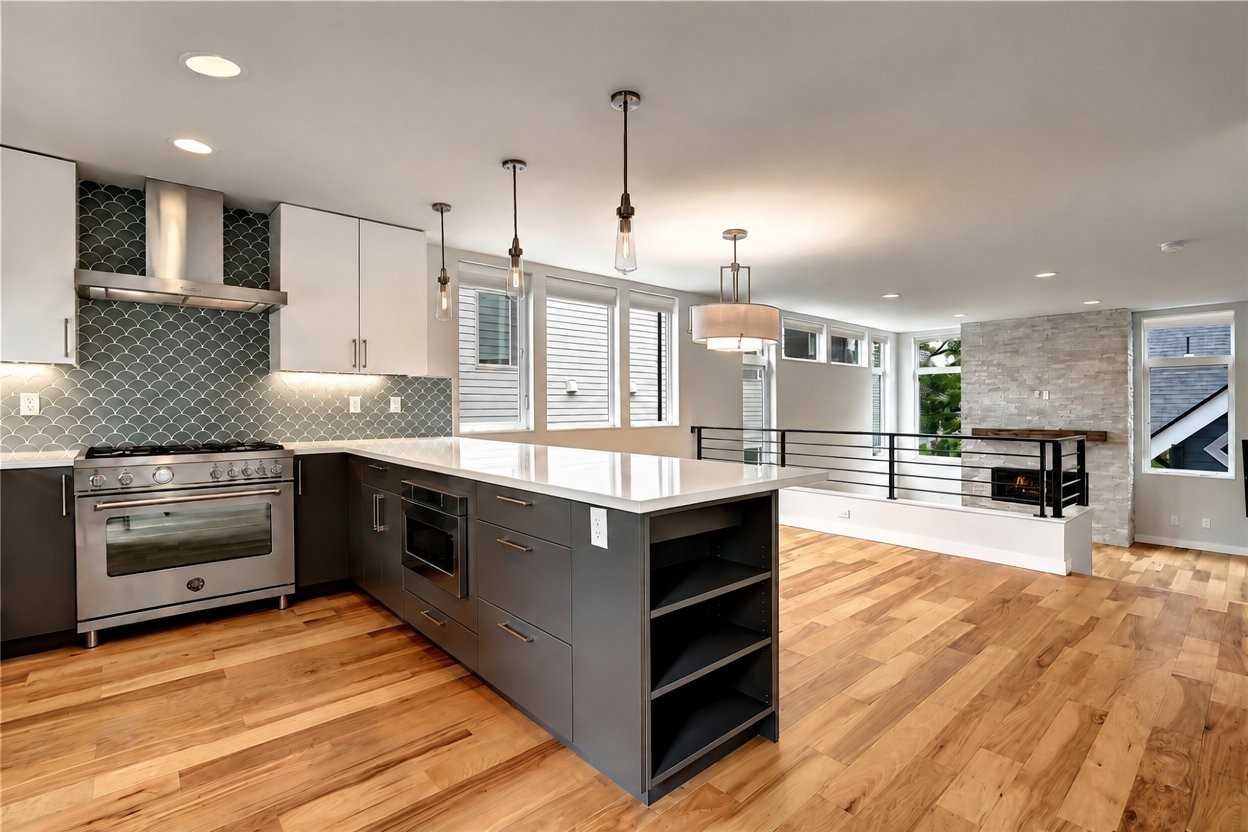 1353 W Bertona St - Photo 3 of 22