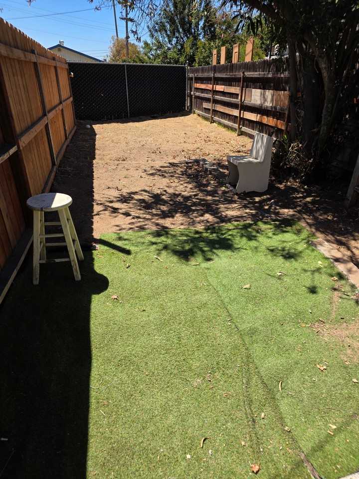 2120 E Griffith Way - Photo 2 of 7