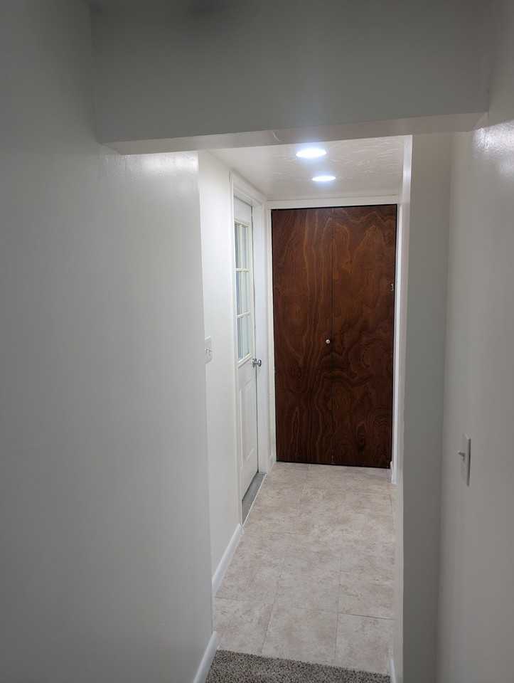 40 Robinhood Dr - Photo 7 of 20