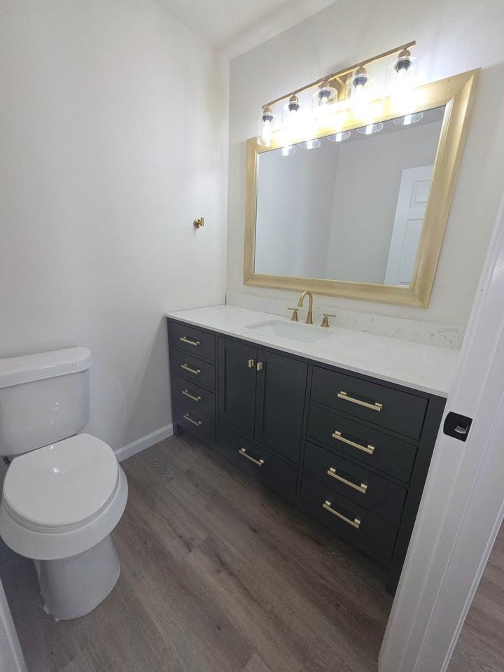8562 Echo Creek Ln - Photo 6 of 20