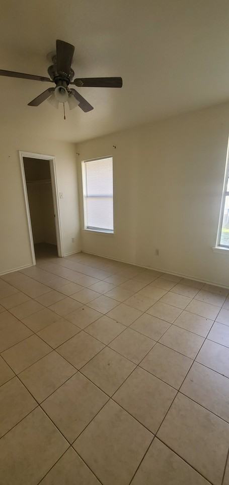 2208 Smith Branch Blvd #B - Photo 4 of 5