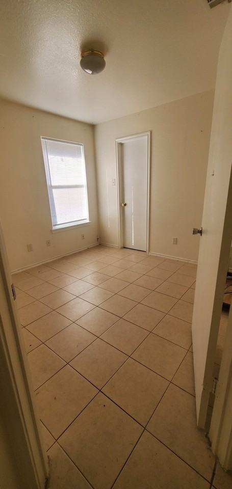 2208 Smith Branch Blvd #B - Photo 5 of 5