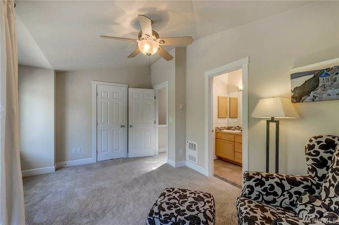 1017 N 50th St #C - Photo 4 of 10