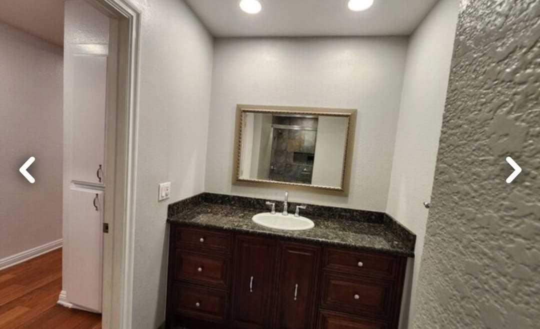 5237 Newcastle Ave - Photo 4 of 20