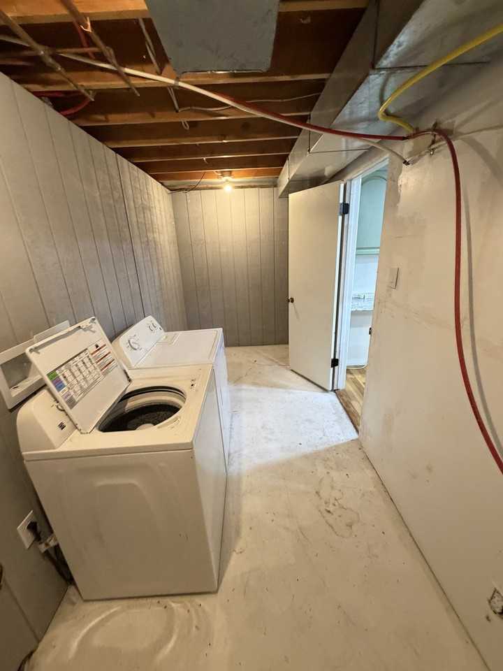 967 N St #1 - Photo 4 of 20