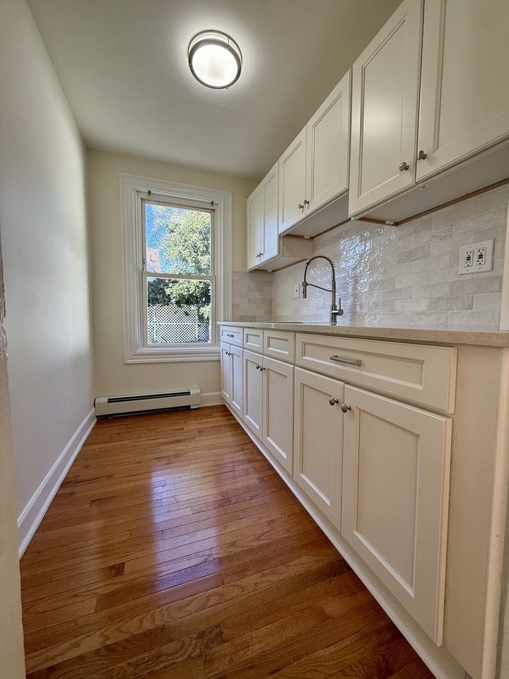 113 Denver St #1 - Photo 3 of 11