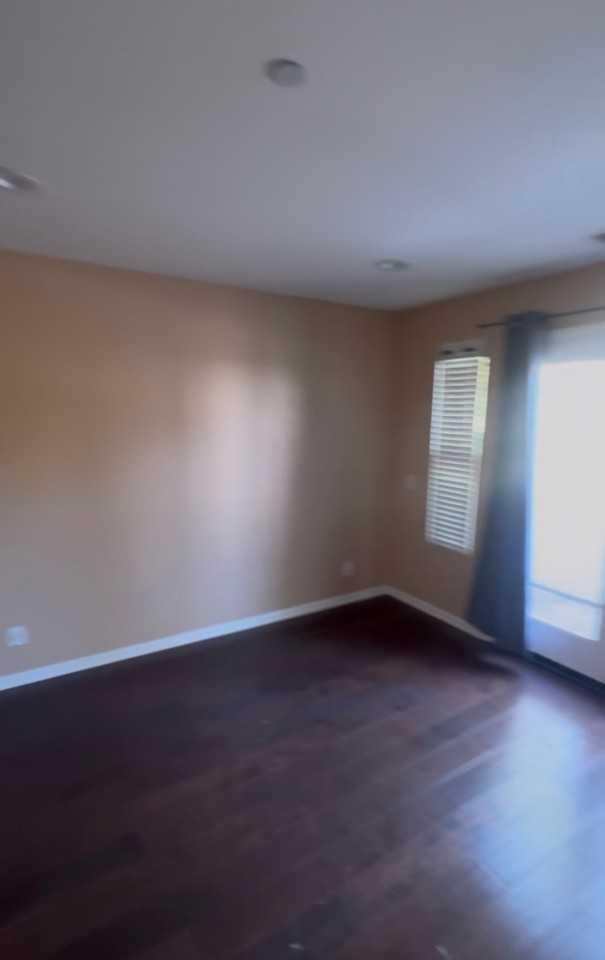 1749 Grand Ave #6 - Photo 5 of 9