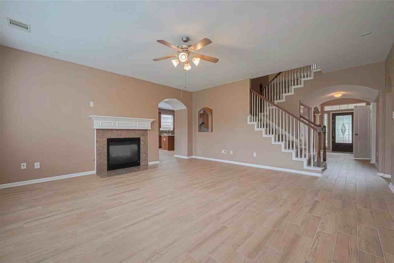 3822 Auburn Grove Cir - Photo 2 of 20