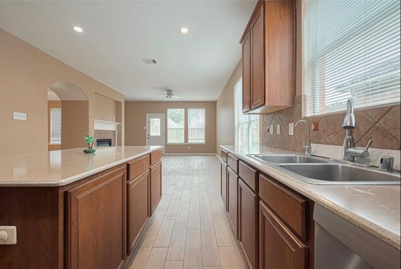 3822 Auburn Grove Cir - Photo 7 of 20