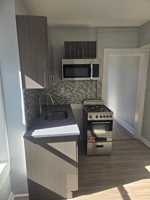featured image of 780 Hallett St #7