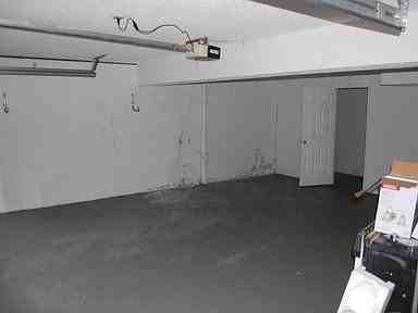 10300 Meadbrook Pl - Photo 2 of 12