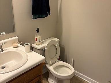 10300 Meadbrook Pl - Photo 4 of 12