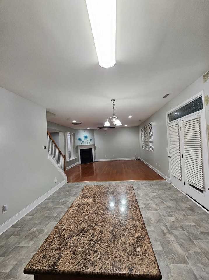 107 Deer Isle Ct - Photo 7 of 20