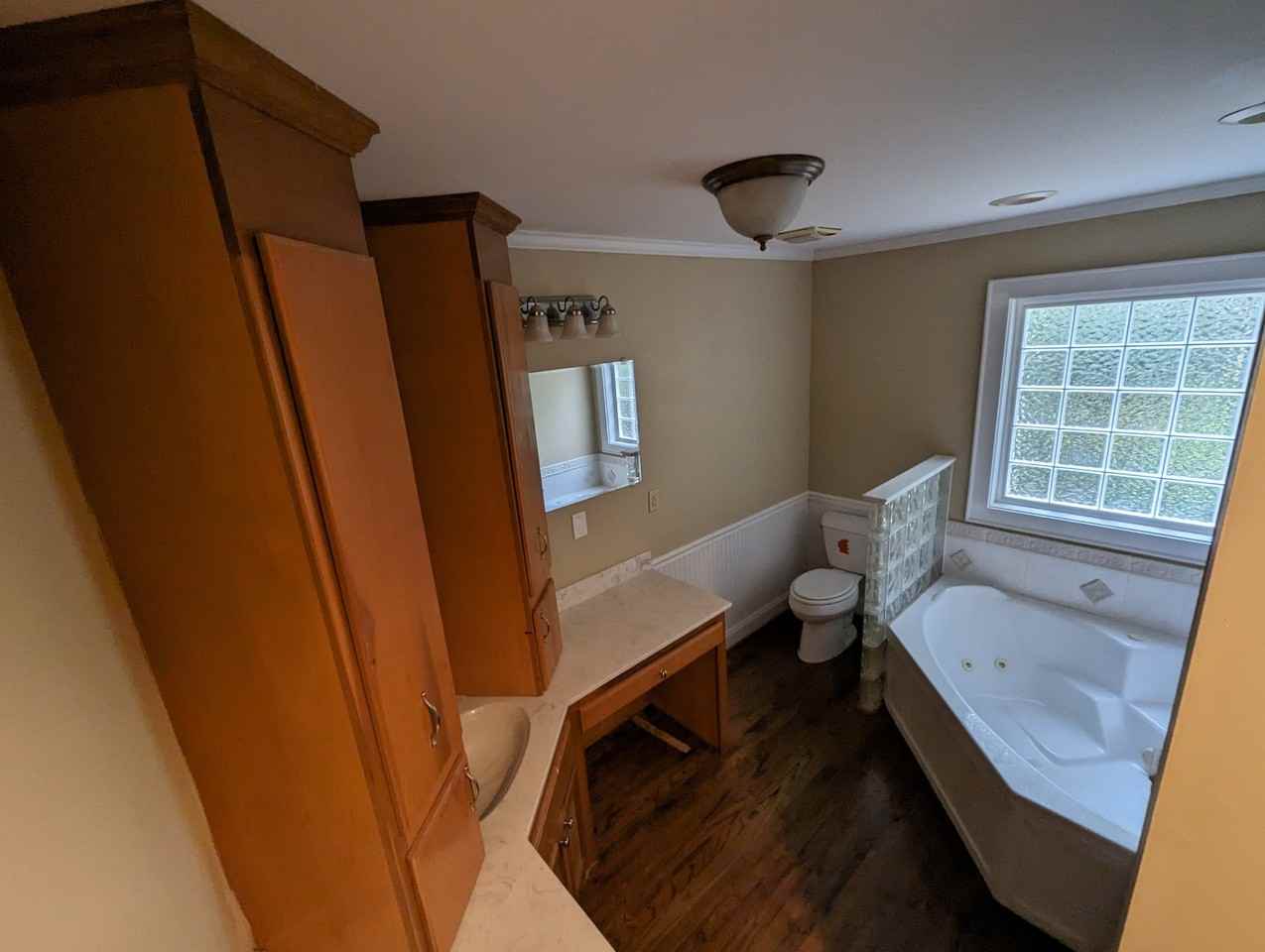 302 W Fredericks St - Photo 5 of 12