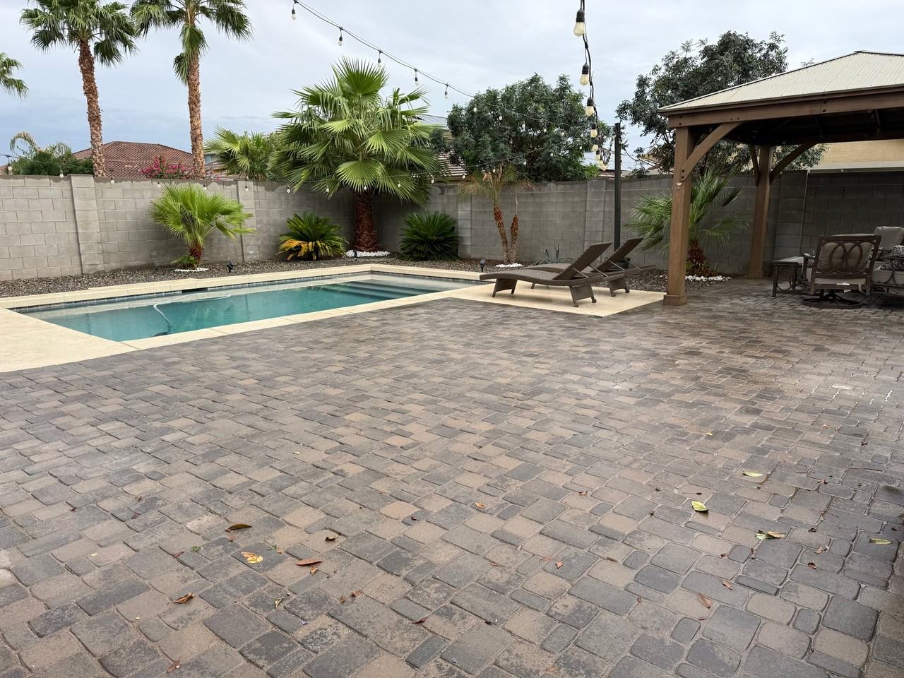 15835 W Banff Ln - Photo 2 of 4