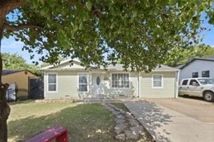 711 Hilltop Dr - Photo 1 of 1