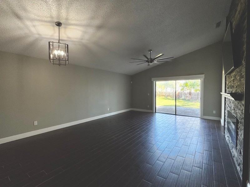 10829 Bellamy Ct - Photo 5 of 12