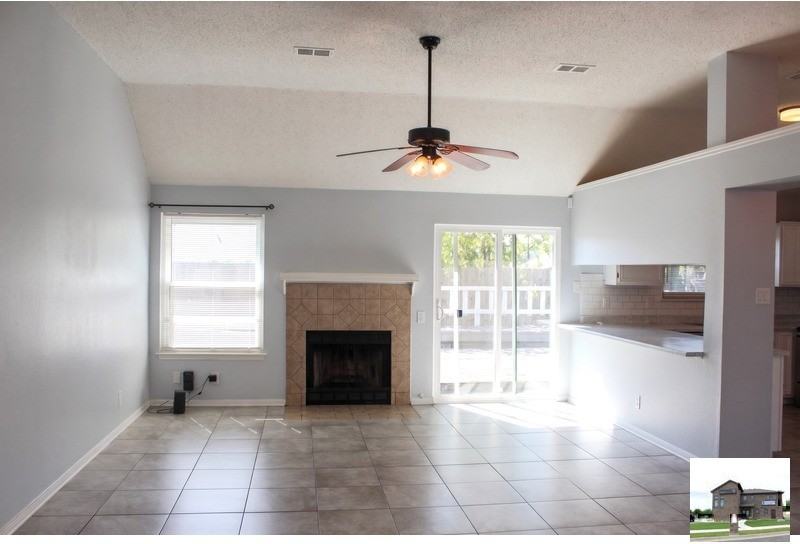 2702 Cactus Dr - Photo 3 of 31