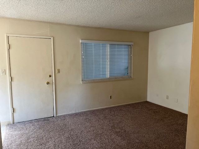 653 E 9th St #14 - Photo 2 of 8