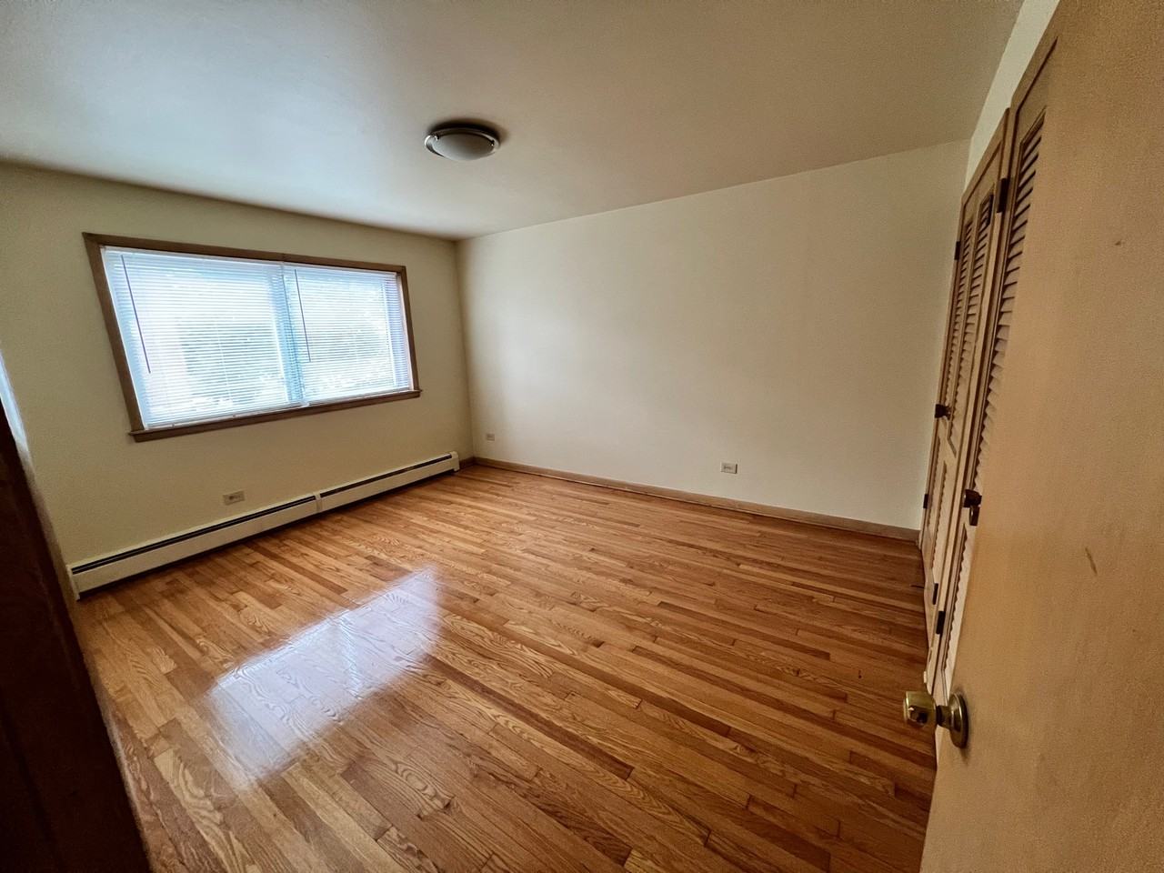 9253 S State St #2N - Photo 3 of 6