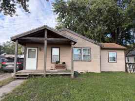 1021 Ne Strait Ave #NA - Photo 1 of 1