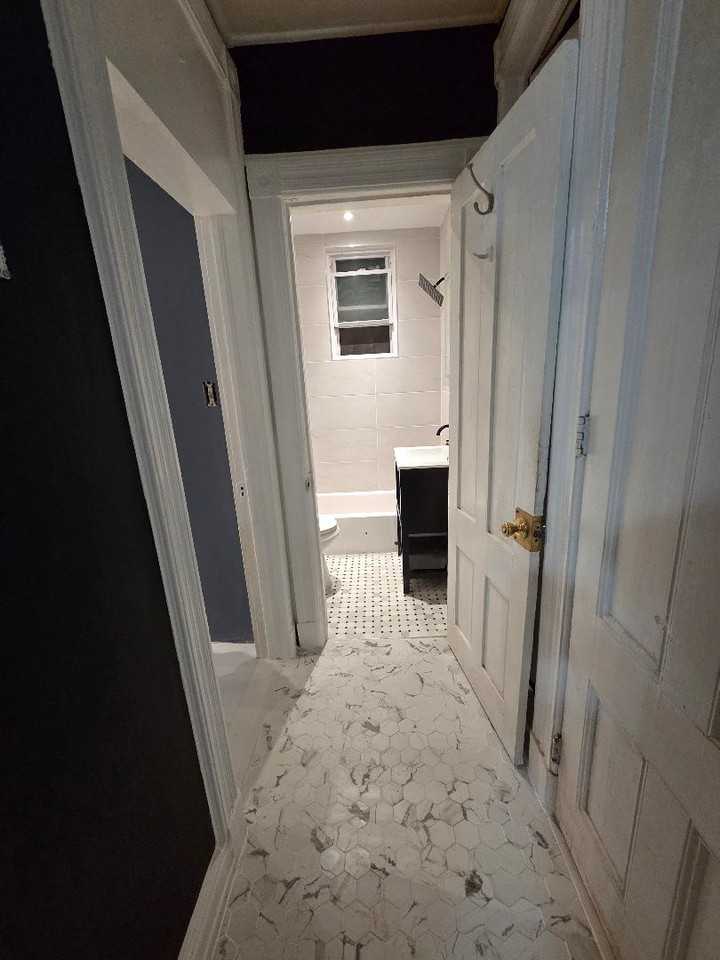 36 S 15th Ave #1 - Photo 3 of 4