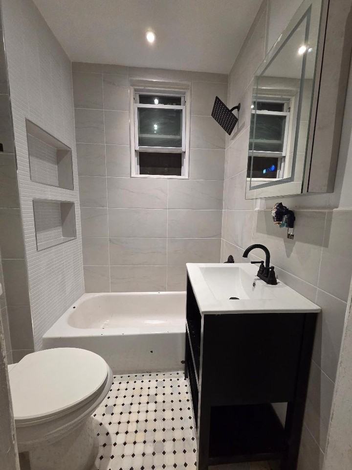 36 S 15th Ave #1 - Photo 4 of 4