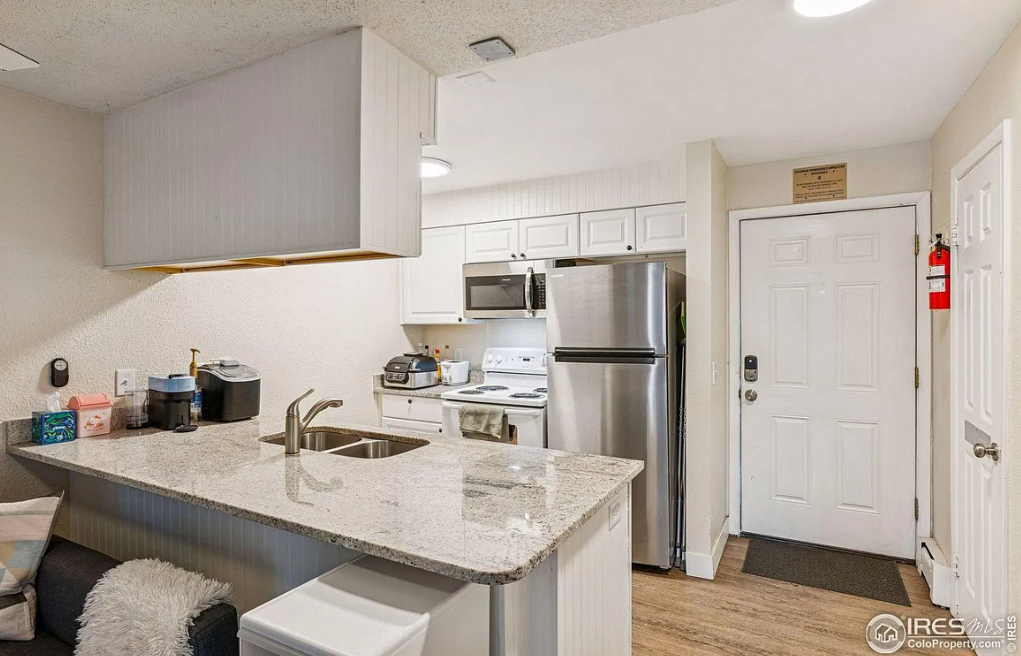 1200 College Ave #122 - Photo 5 of 21