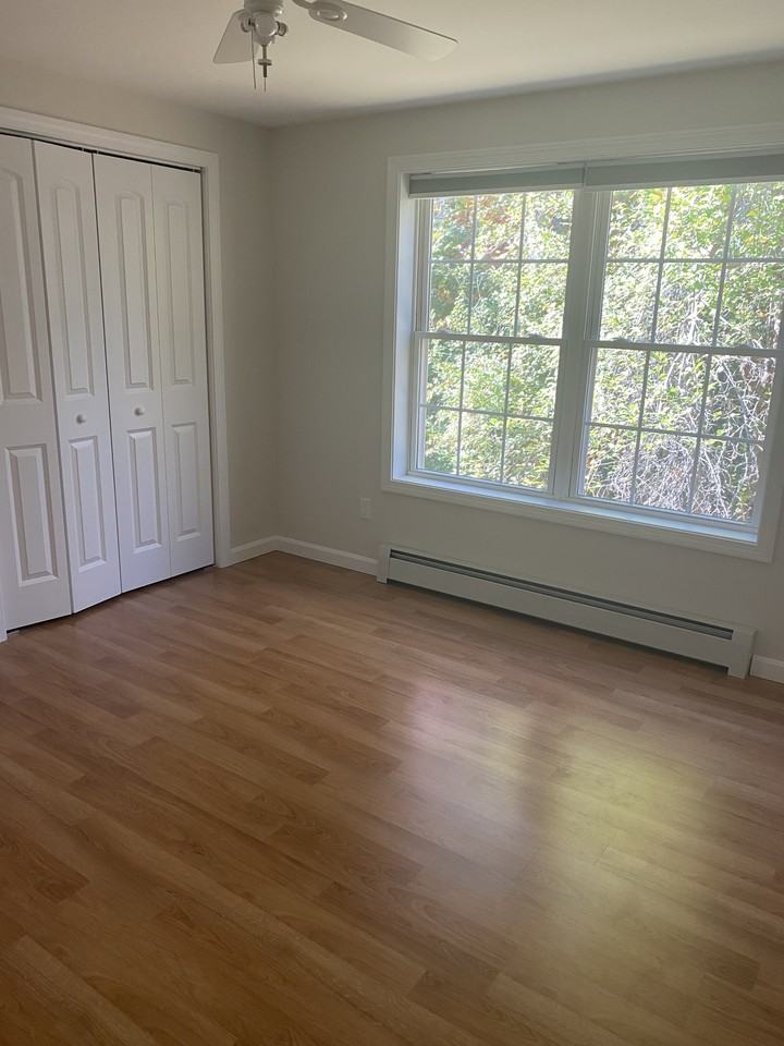 10 Hadiaris Ln #102 - Photo 6 of 12