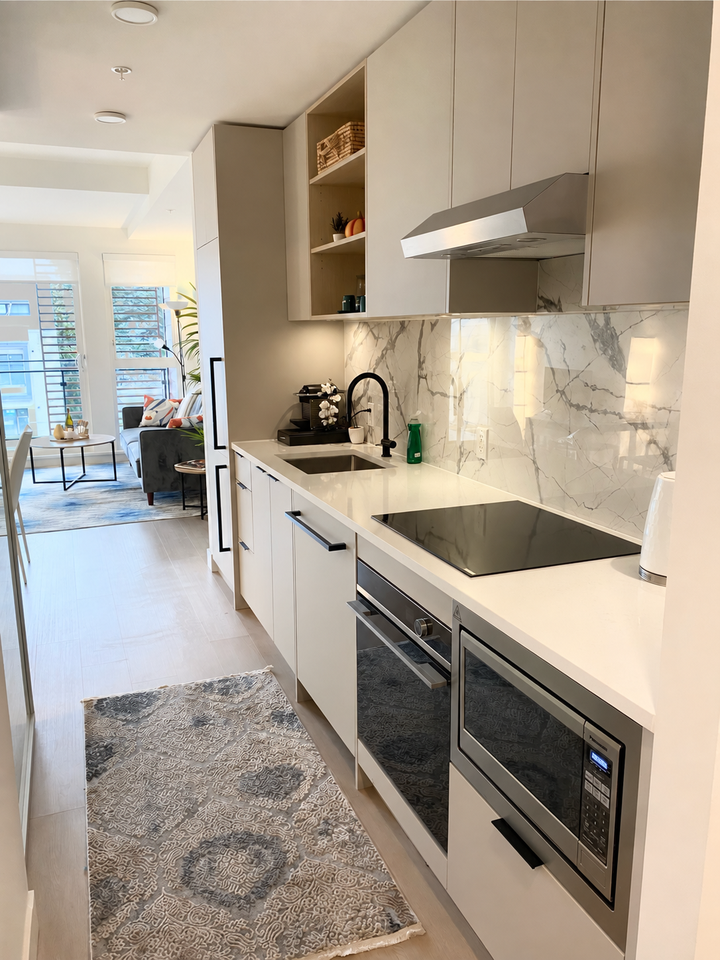 422 East 3rd Street - Photo 4 of 12