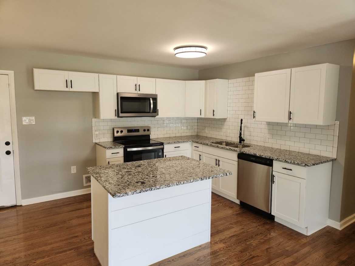 655 Glenn Ave #NA - Photo 5 of 16